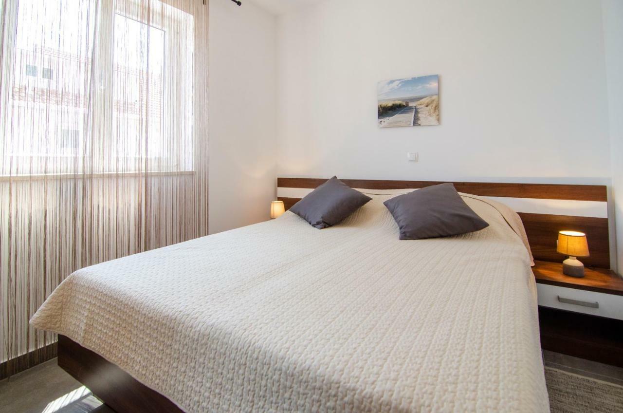 Apartments Sara 4 波尔 外观 照片