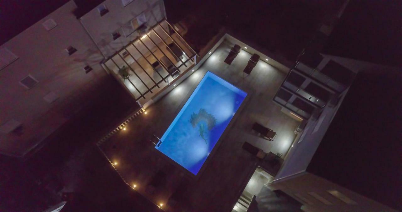 Apartments Sara 4 波尔 外观 照片